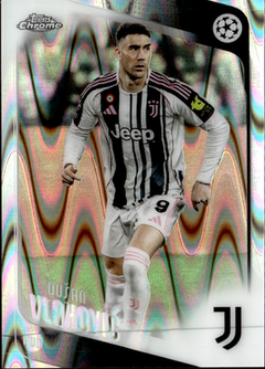Dušan Vlahović Base Topps Chrome RAYWAVE UEFA Club Competitions 175 NM0