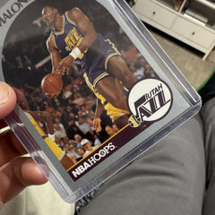 NBA Hoops Karl Malone Base Set 1990 #292 Utah Jazz Basketball Card3
