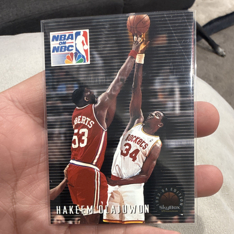 SkyBox 1993 NBA on NBC Playoff Performance #6 Hakeem Olajuwon Insert0