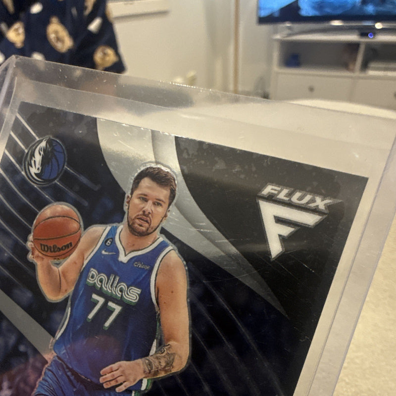 Panini Luka Dončić Fluid Insert 2022 23 Flux Basketball No.14 Mavericks3