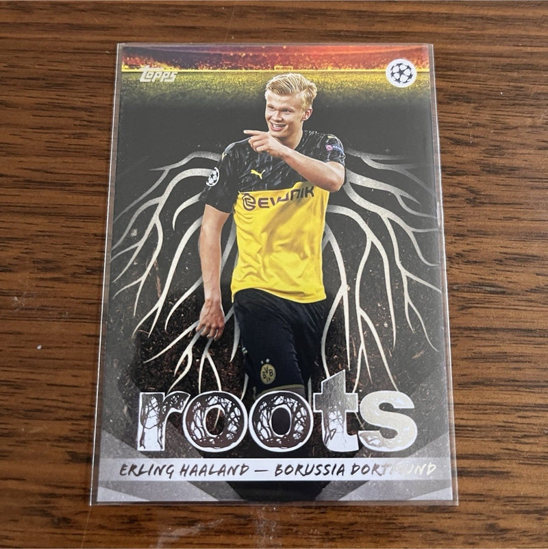 Topps UEFA Champions League Roots Insert RT 4 Erling Haaland Dortmund0