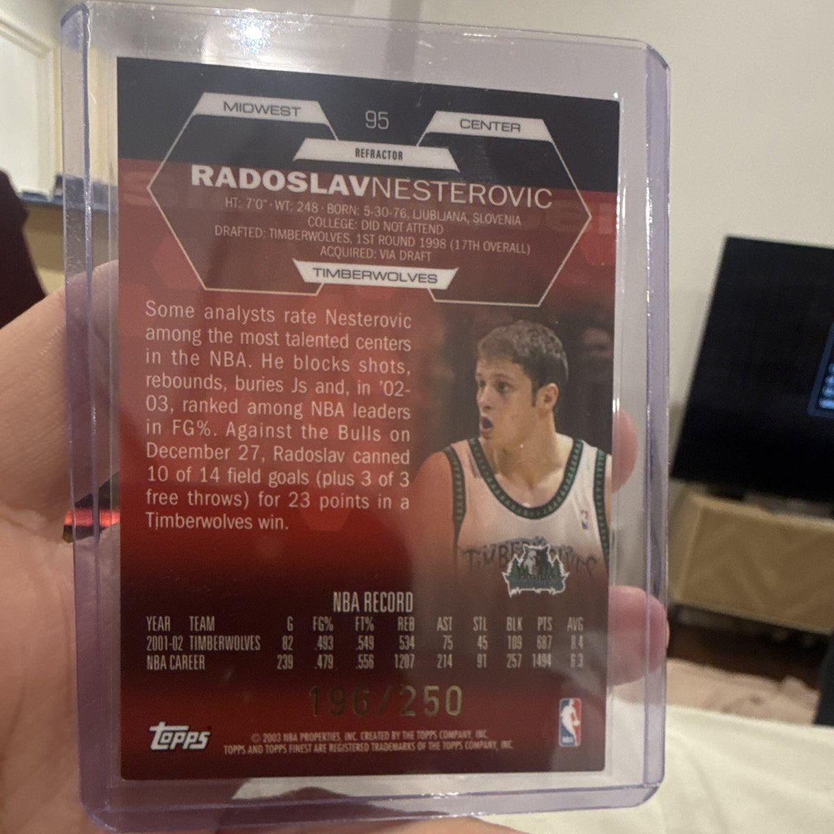 Topps Radoslav Nesterovic Int'l Center of Attention Finest Refractor 196/2501