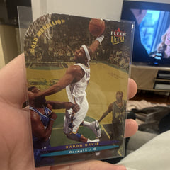 Fleer Ultra 2003 04 Gold Medallion #134 Baron Davis New Orleans Hornets0