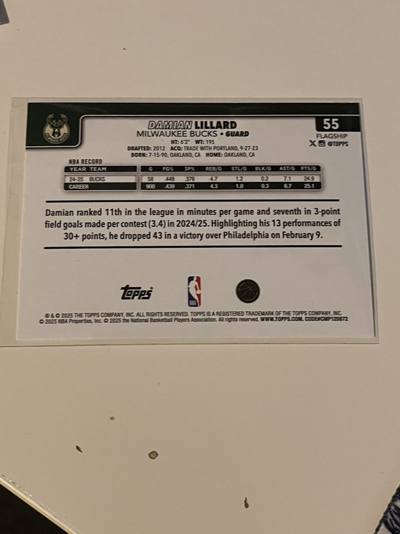 Topps Flagship 2024-25 Base Set Damian Lillard Milwaukee Bucks #552