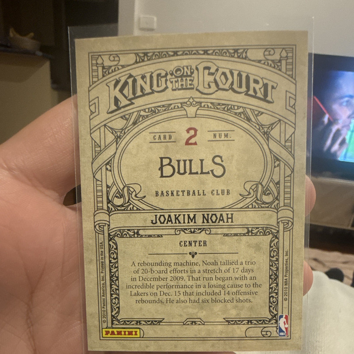 Panini 2010 Crown Royale King on the Court #2 Joakim Noah Chicago Bulls1