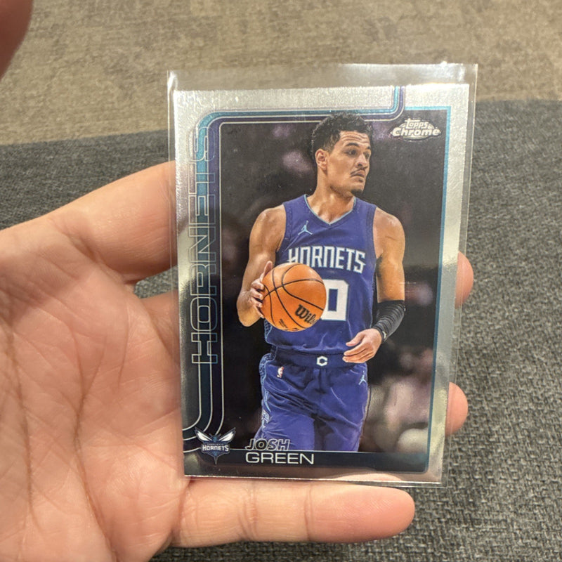 Topps Josh Green Base Topps Chrome NBA Charlotte Hornets #47 20250