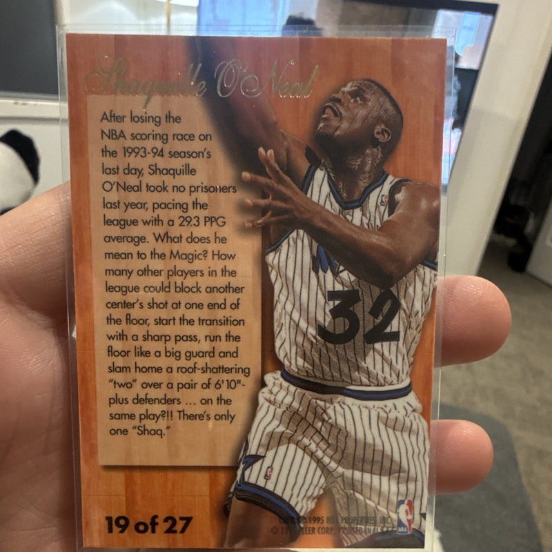 Shaquille O'Neal Hardwood Leader Insert 1994-95 Fleer 19/27 Orlando Magic1