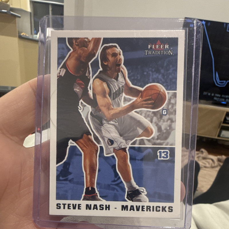 Fleer Tradition 2003 04 Steve Nash Base Set #13 Dallas Mavericks0