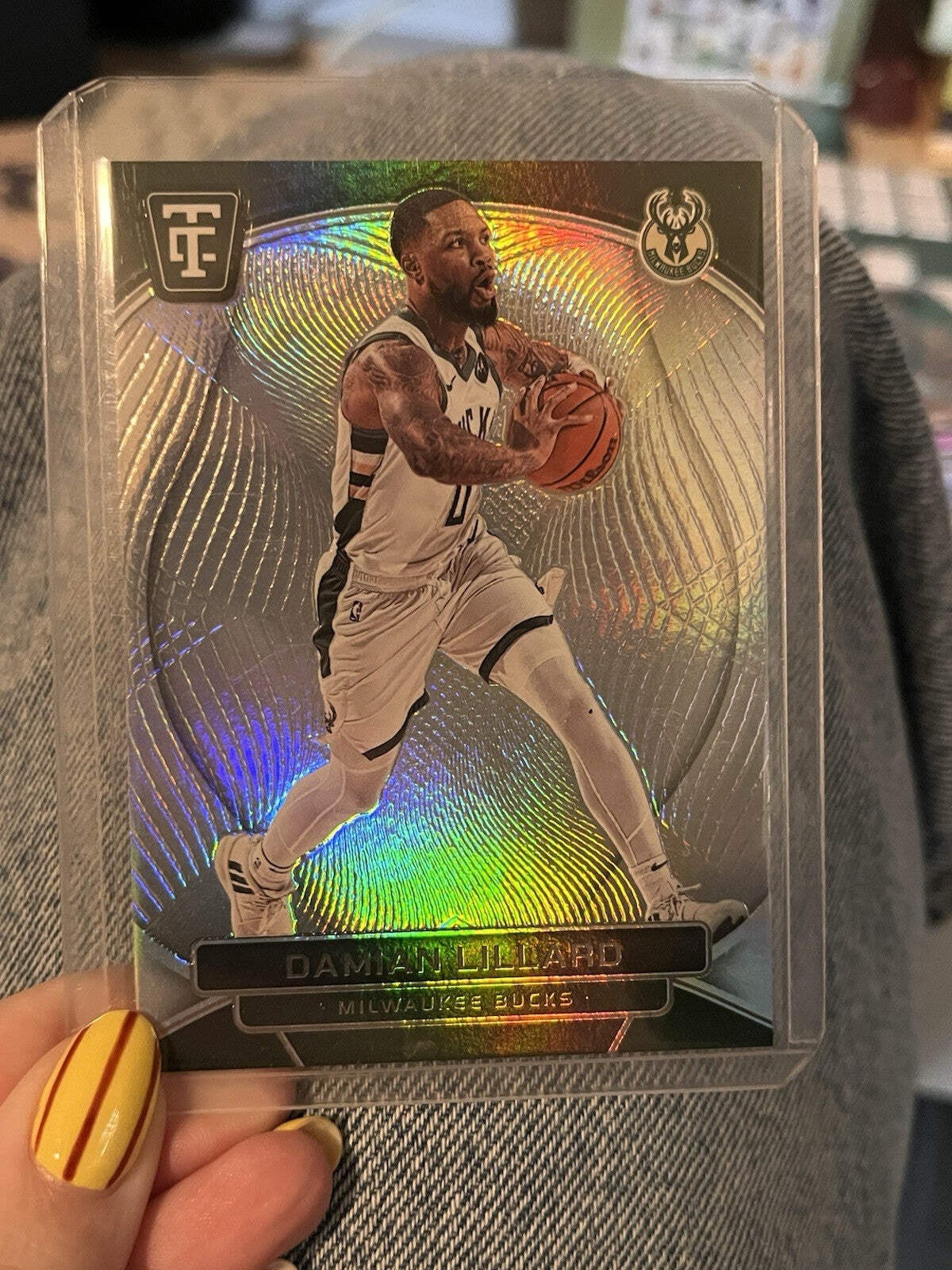 Panini Totally Certified 2024 25 Damian Lillard Insert No. 17 Milwaukee Bucks0