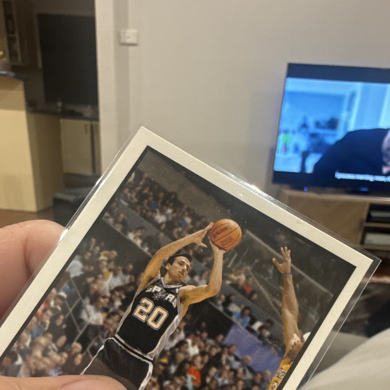 Topps 2003 04 Base Set #95 Emanuel Ginobili San Antonio Spurs3