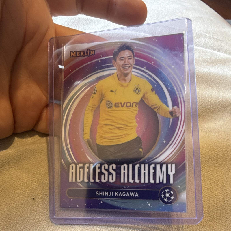 Shinji Kagawa Ageless Alchemy AA 25 Merlin UEFA Champions League Insert2