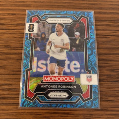 Panini Monopoly Prizm FIFA World Cup Parallel Antonee Robinson No.52 USA0