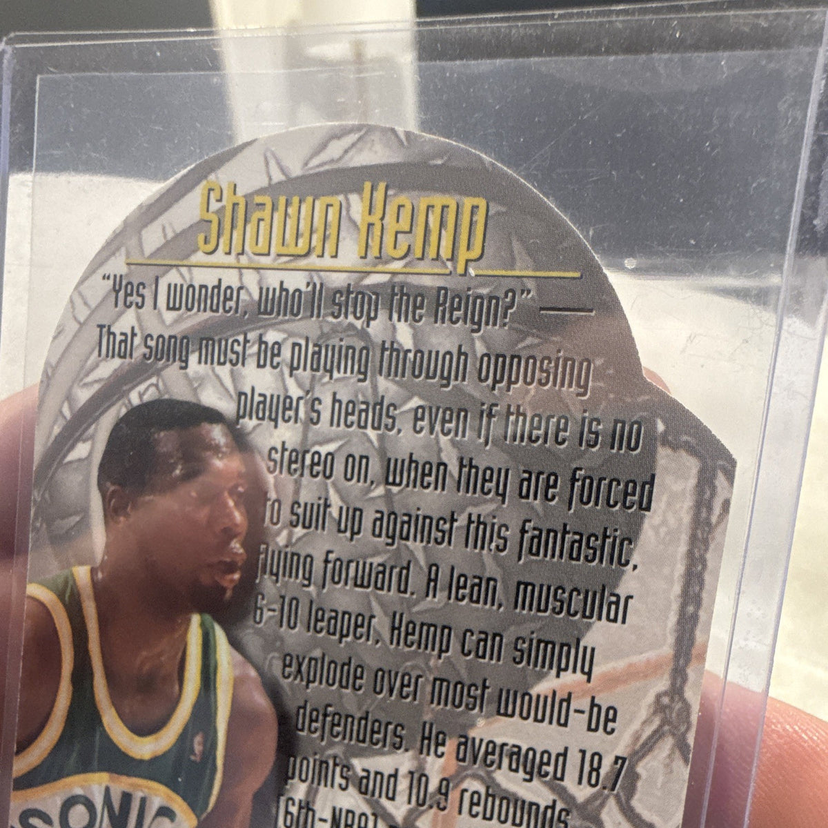 Fleer 1994 95 Fleer Metal Shawn Kemp Insert Seattle SuperSonics NBA2