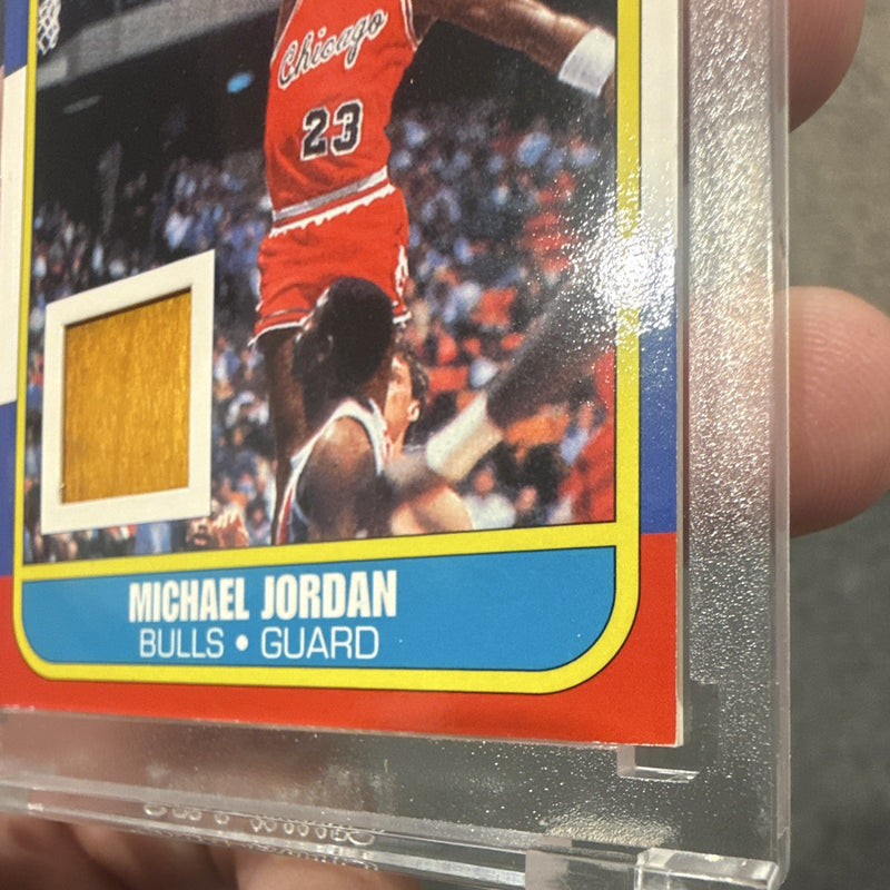Fleer 2007 08 NBA Michael Jordan Chicago Bulls Memorabilia M47TX6
