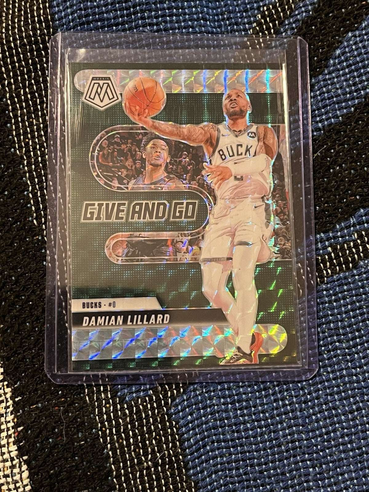 Panini 2024 25 Mosaic Give and Go Prizm Insert No.14 Damian Lillard Bucks1