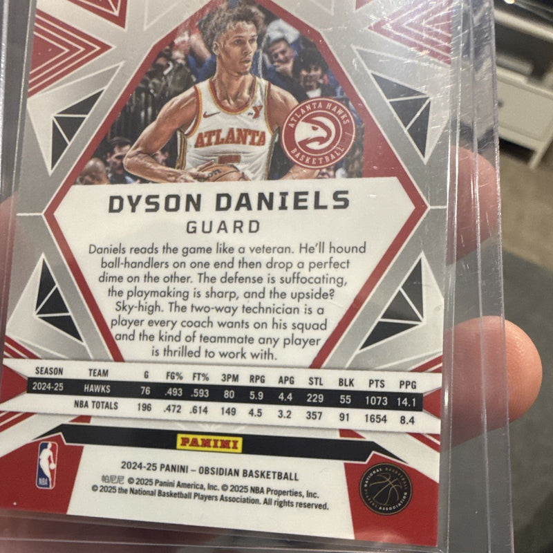 Panini Obsidian 2024-25 Dyson Daniels Green Parallel Atlanta Hawks #1062