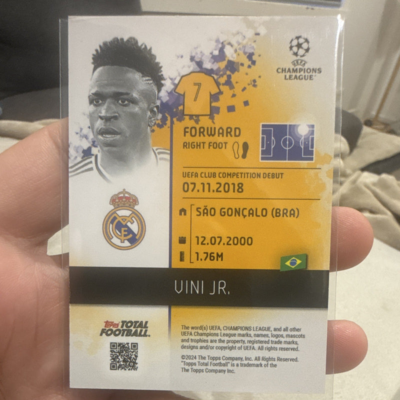 Topps 2024 Total Football UEFA Champions League Neon Noir Vini Jr. #395 25/251