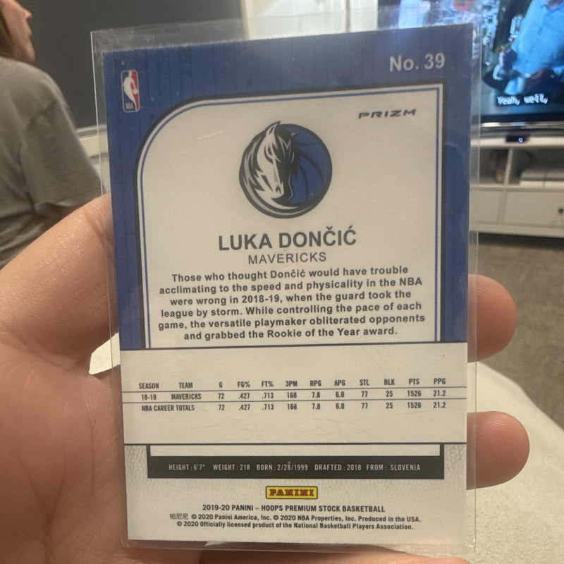 Panini Hoops Premium Stock 2019 20 Luka Dončić Mavericks Prizm No. 391