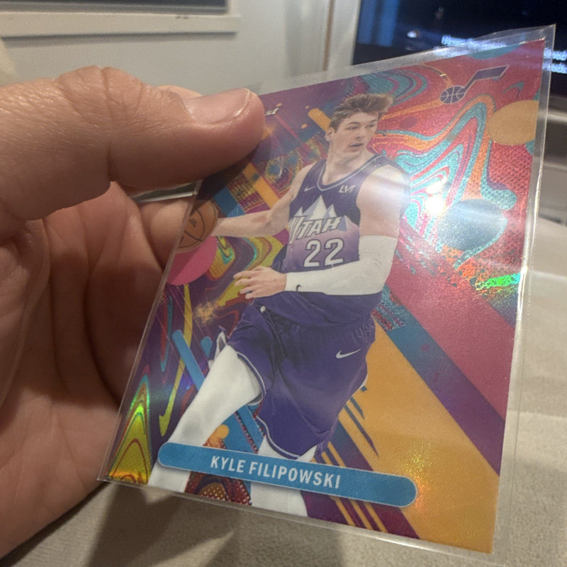 Topps 2026 Finest Kyle Filipowski Hologram Utah Jazz 72 NBA Card3
