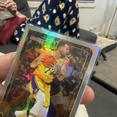 Topps NBA Hoops Luka Dončić Los Angeles Lakers Parallel/Variety No. 82