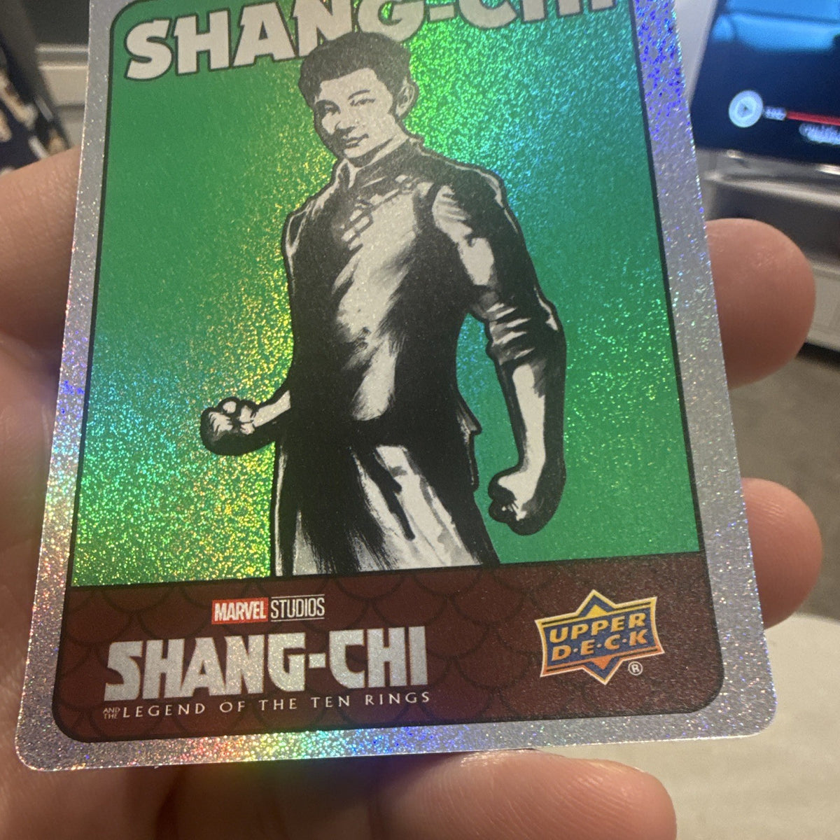 Upper Deck Marvel (MCU) Spectromatic Stickers Shang Chi Green Parallel SS 293