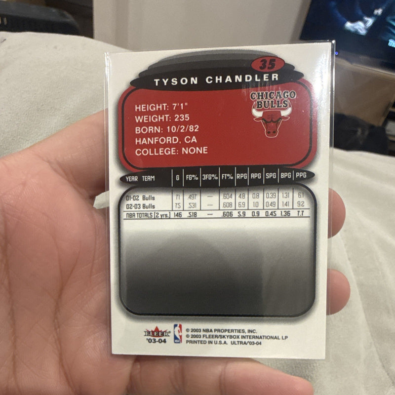 Fleer Ultra Tyson Chandler Base Set Chicago Bulls 35 2003-04 NBA Card1
