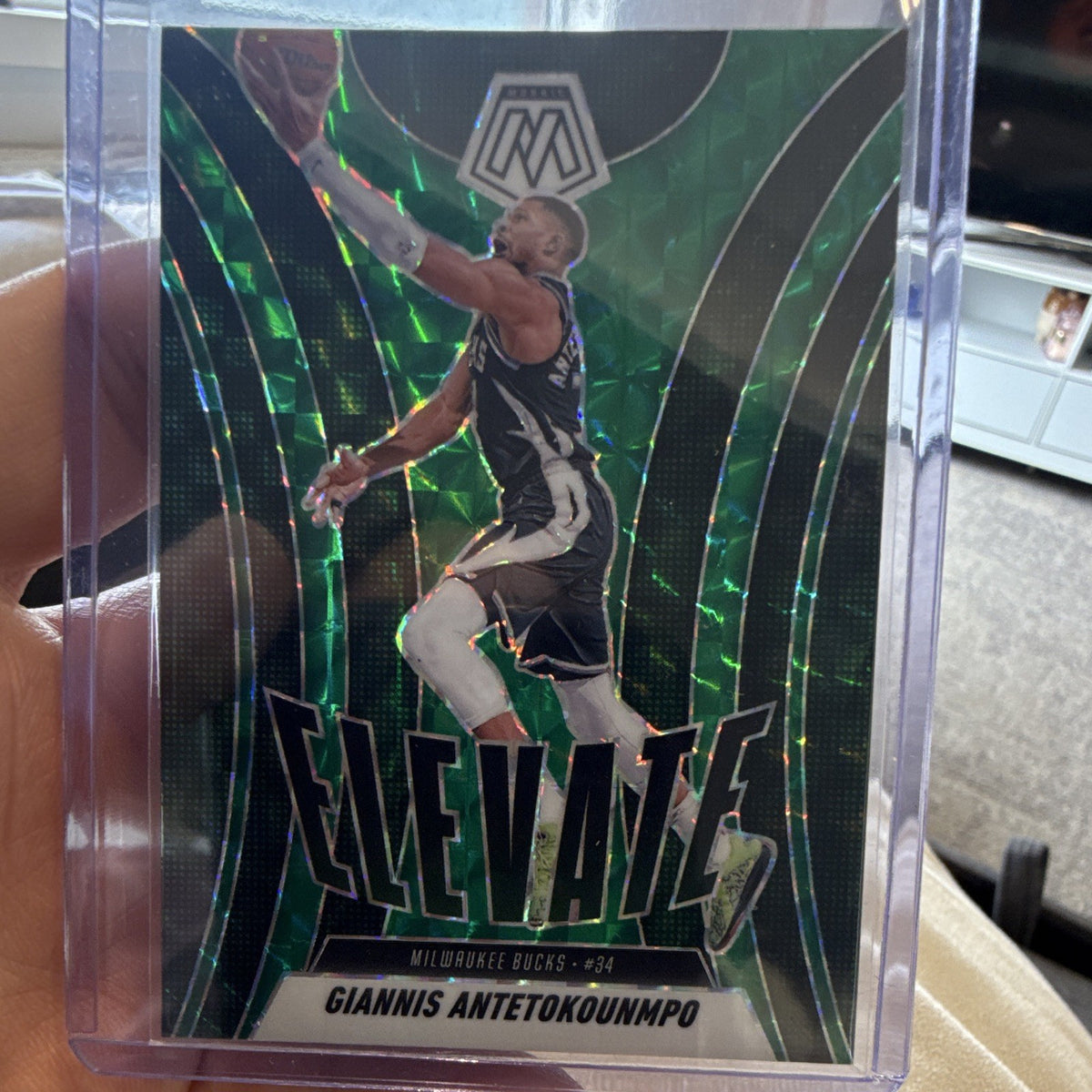 Panini Mosaic Giannis Antetokounmpo Elevate Insert #9 Milwaukee Bucks 2024 250