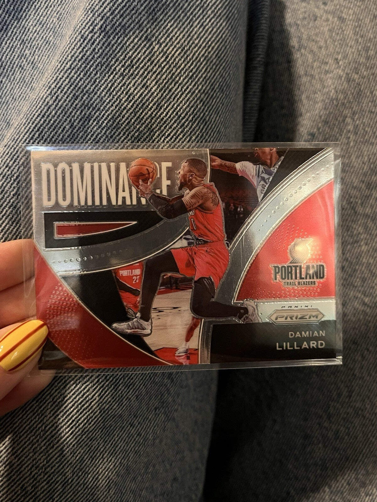 Panini 2021 22 Prizm Dominance Insert Damian Lillard Trail Blazers No. 180
