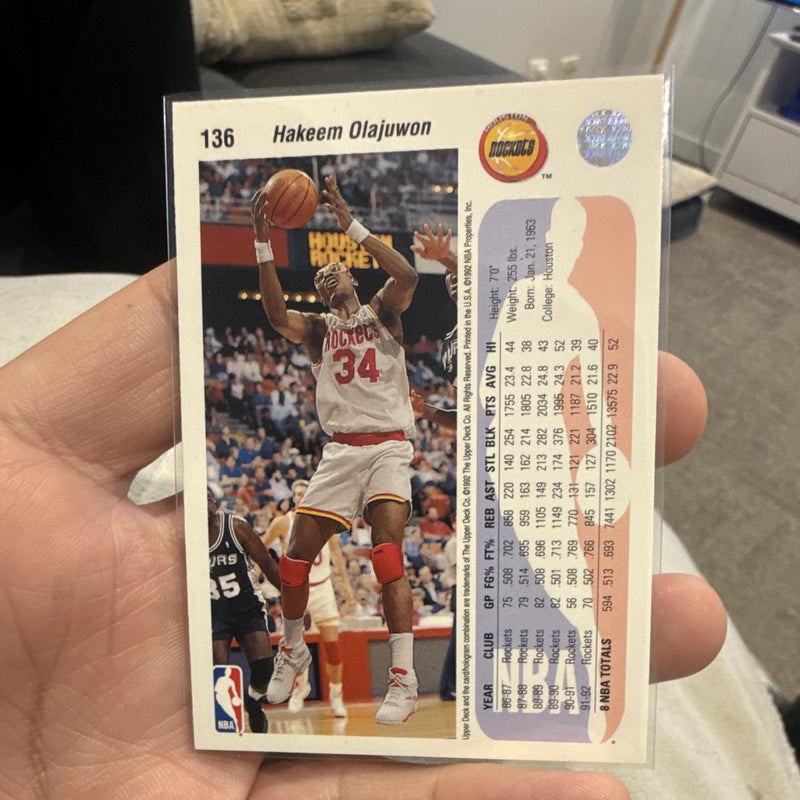 Upper Deck Hakeem Olajuwon Base Set #136 Houston Rockets NBA1