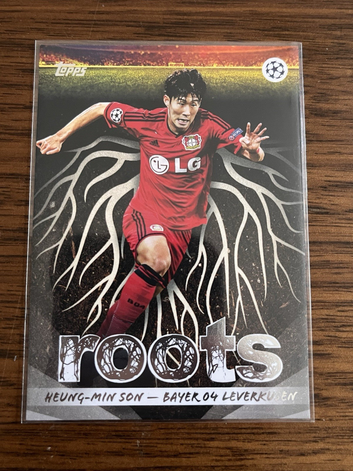 Topps UEFA Champions League Roots Insert Heung Min Son Bayer 04 RT 61