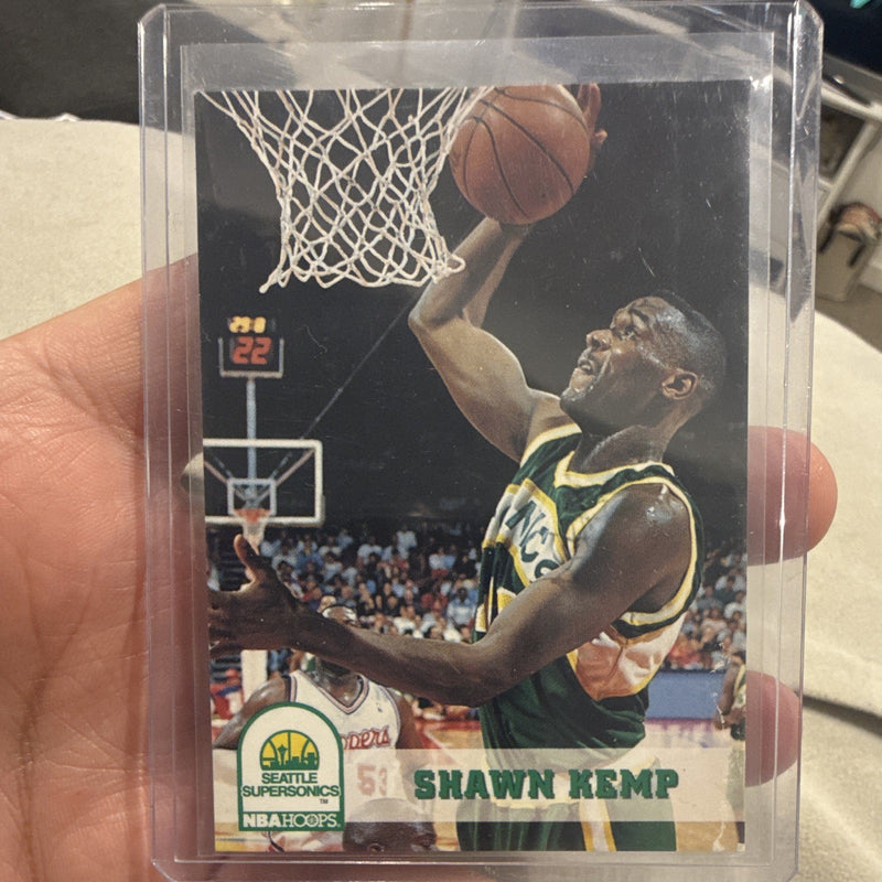 SkyBox NBA Hoops Base Set Shawn Kemp Seattle SuperSonics 1993 #2070