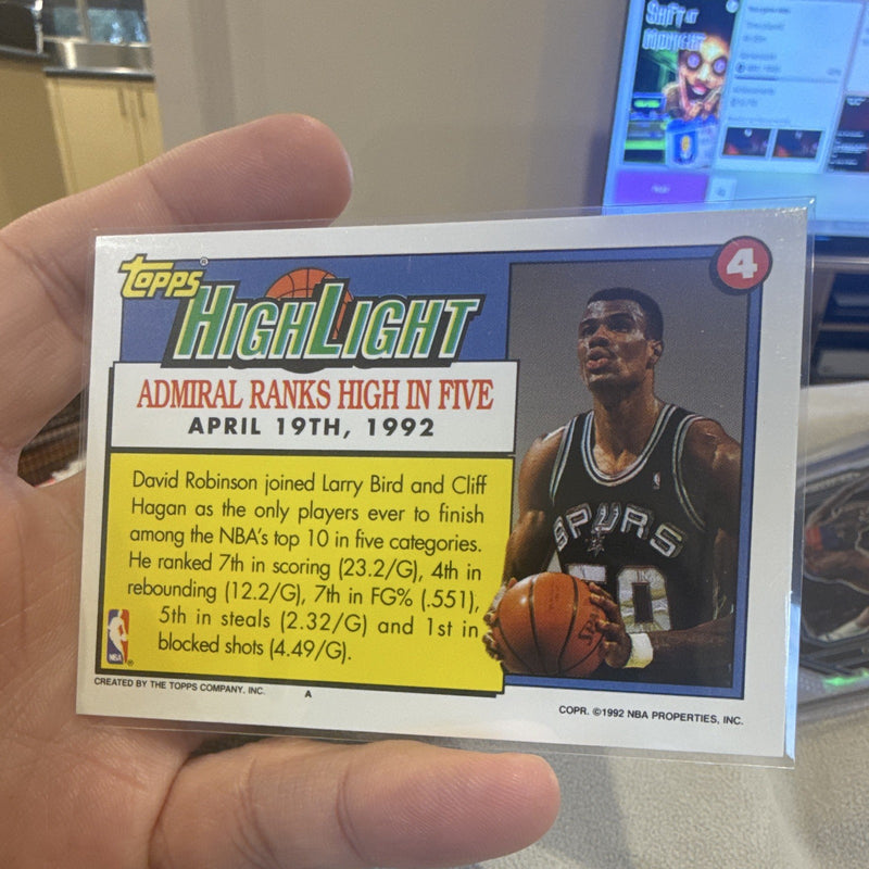 Topps 1991 92 Highlight #4 David Robinson San Antonio Spurs Insert1