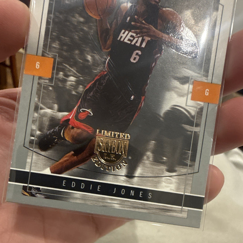 Fleer/SkyBox Eddie Jones 2003 04 SkyBox LE #35 Miami Heat Limited Edition3