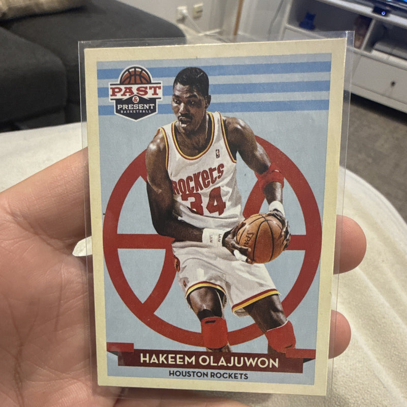 Panini 2012 13 Past & Present Base Hakeem Olajuwon Rockets #1200