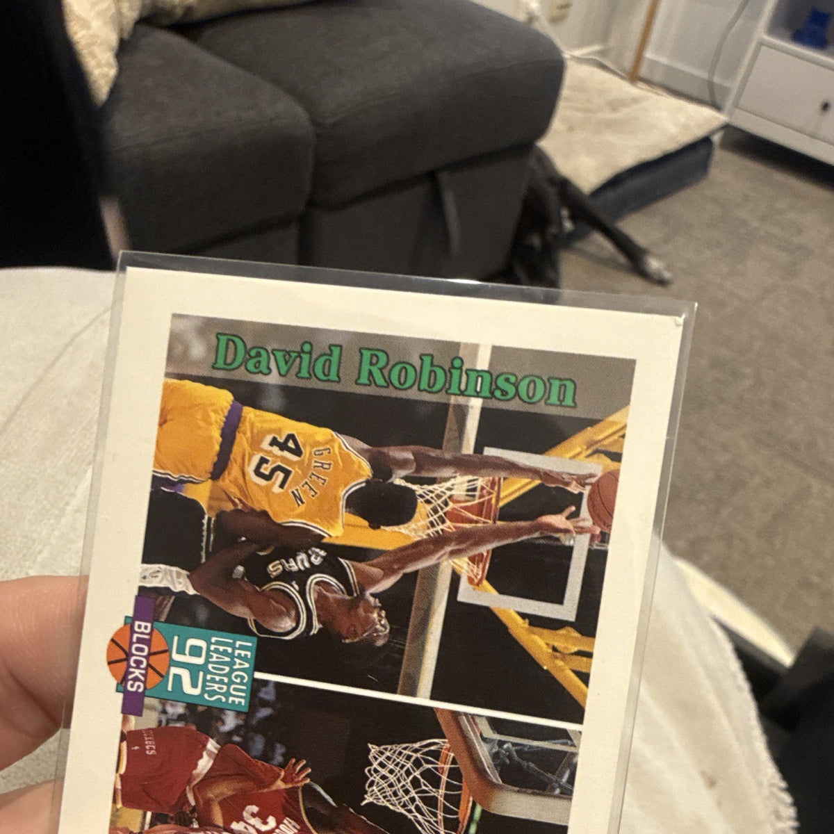 SkyBox NBA Hoops 1992 League Leaders 92 Blocks #323 Robinson Olajuwon3
