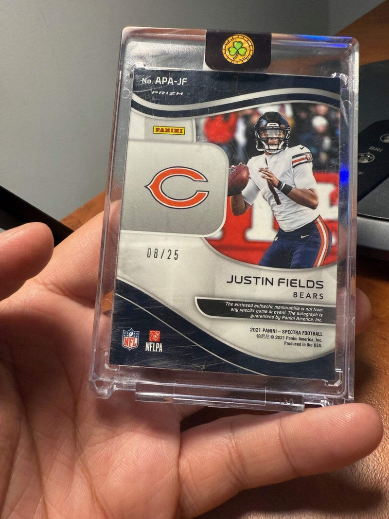 2021 Panini Spectra Justin Fields Rookie Auto4