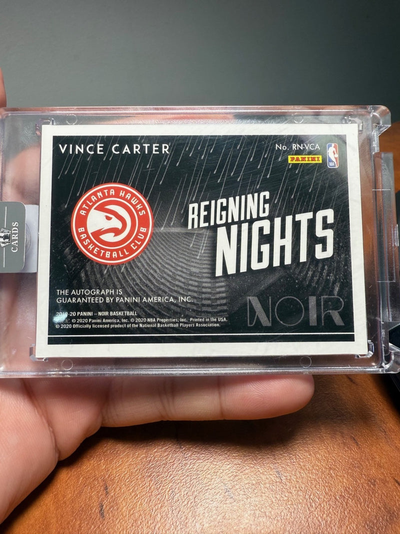 2019-20 Panini Noir Reigning Nights Signatures Vince Carter2