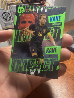 Harry Kane Top Class Hero 212 NM With Custom Cardmate Stand1