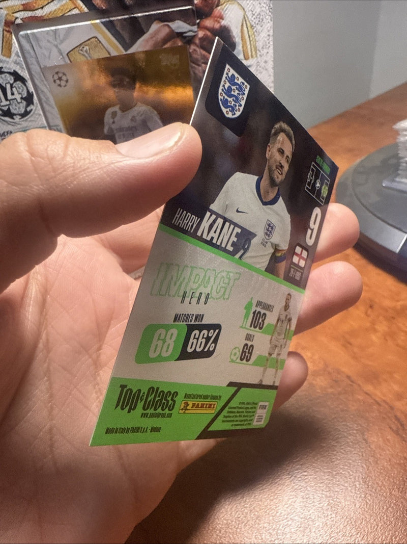 Harry Kane Top Class Hero 212 NM With Custom Cardmate Stand3