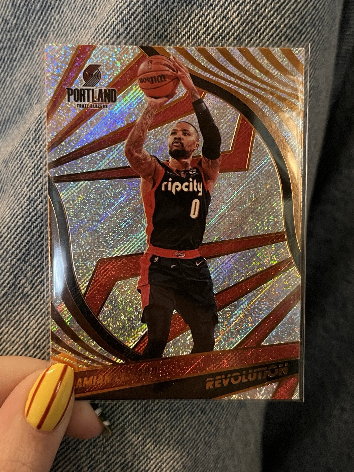 Panini Damian Lillard Insert 2021-22 Revolution Basketball 42 Trail Blazers0