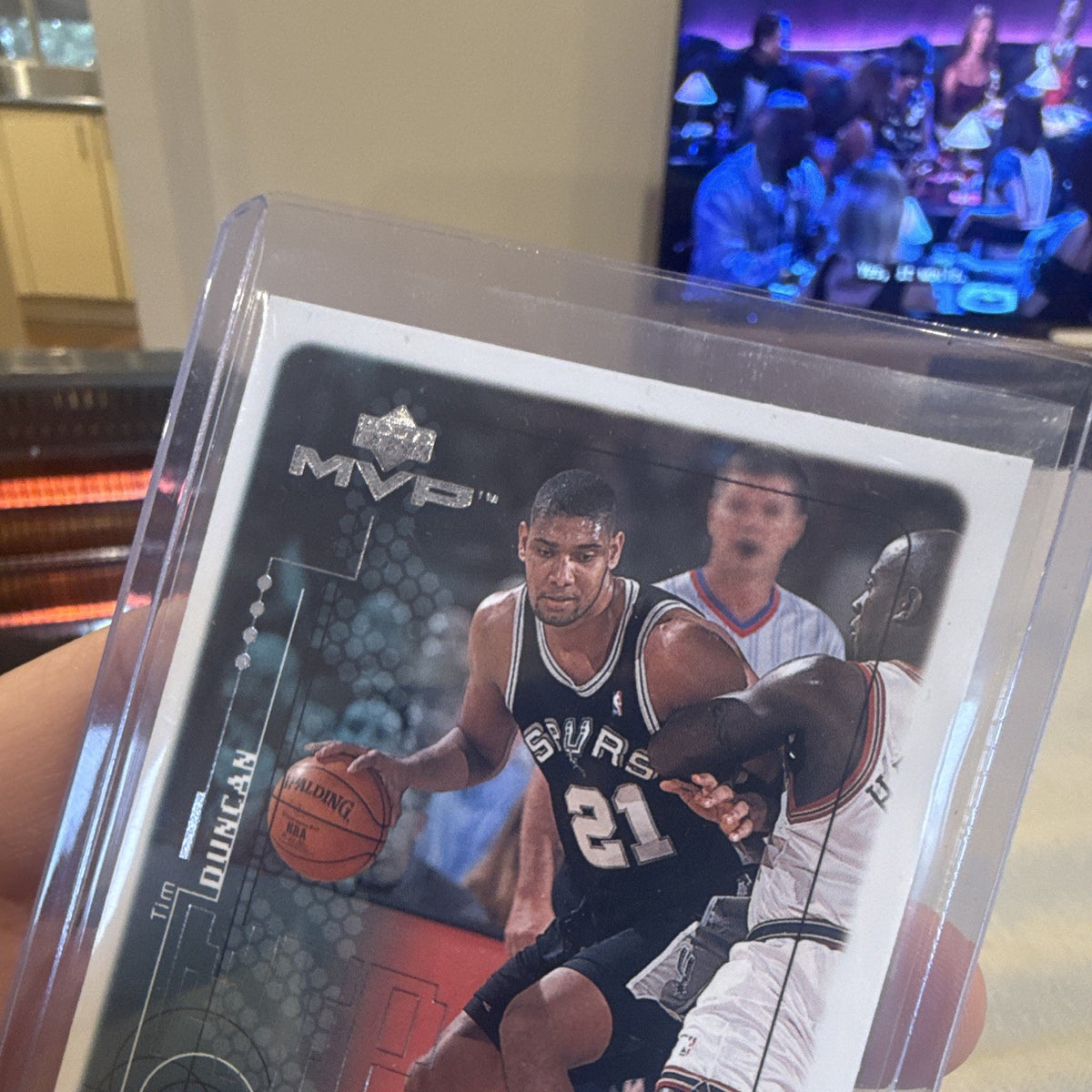 Upper Deck MVP 1999 00 Tim Duncan Base Set #143 San Antonio Spurs NBA Card4