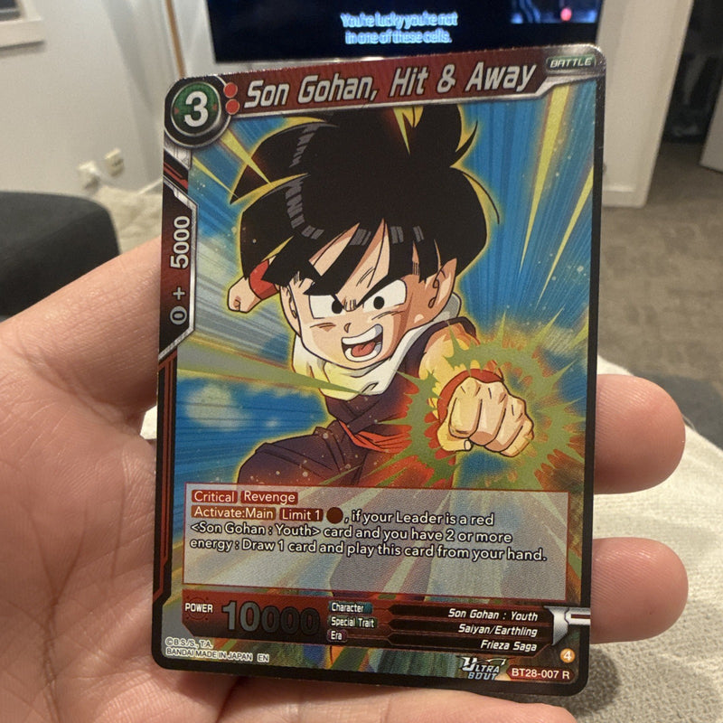 Bandai Son Gohan, Hit & Away Rare Foil Ultra Bolt BT28-007 Battle Card0