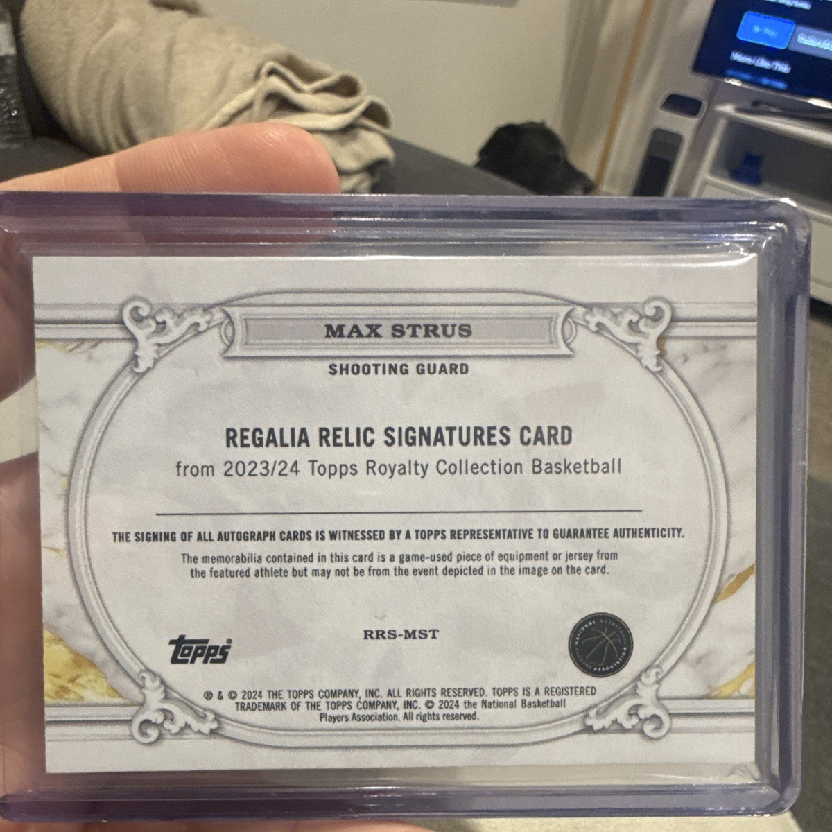 Topps 2023 24 Royalty Regalia Relic Signatures Max Strus RRS MST 04/101