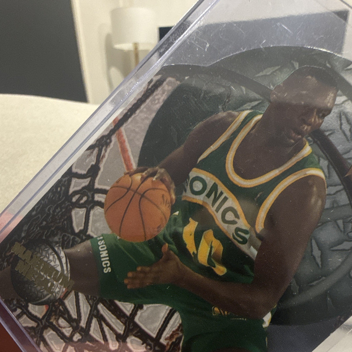 Fleer 1994 95 Fleer Metal Shawn Kemp Insert Seattle SuperSonics NBA4