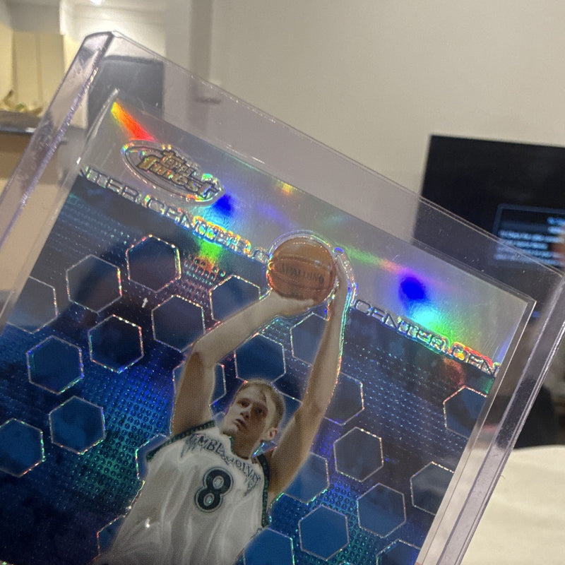 Topps Radoslav Nesterovic Int'l Center of Attention Finest Refractor 196/2504