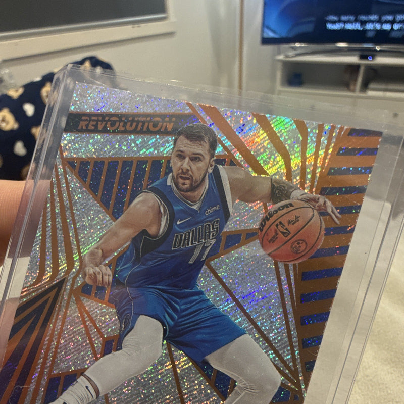 Panini Revolution 2023 24 Luka Dončić Parallel Dallas Mavericks #832
