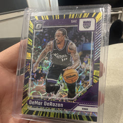 DeMar DeRozan Sacramento Kings Prizm 2024 25 Donruss Optic 218 33/750