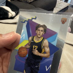 Topps Finest Johnny Furphy Rookie #133 2025 Basketball NBA Trading Card1