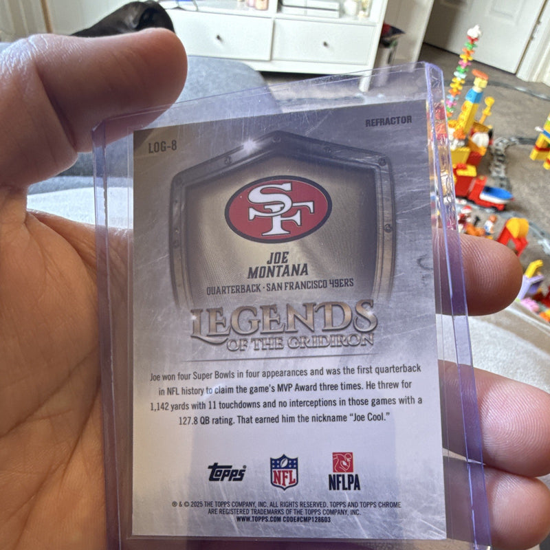 Topps Joe Montana Topps Chrome Legends of the Gridiron LOG-8 Refractor2