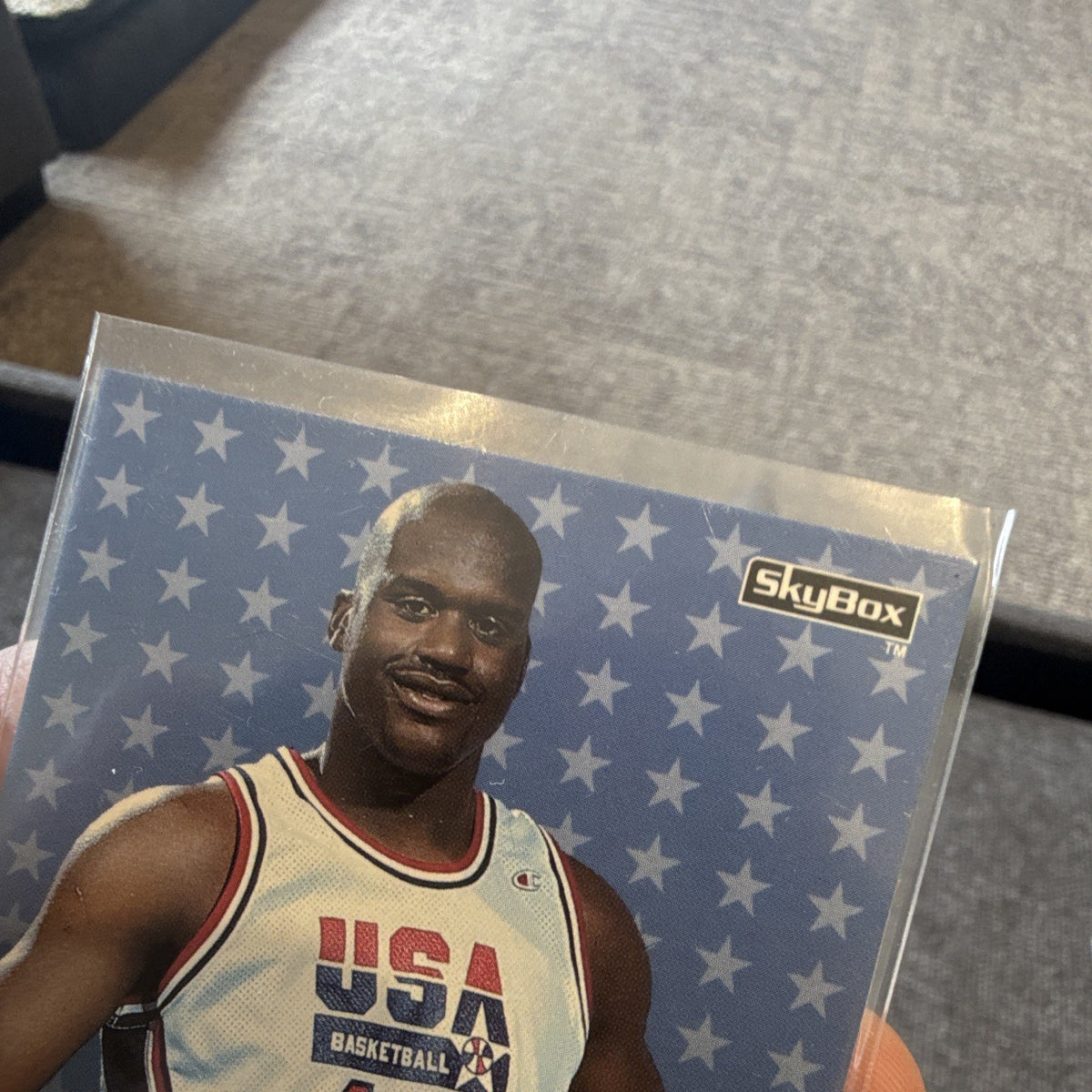 SkyBox Magic On 1994 USA Basketball Shaquille O'Neal #72 Insert Card2